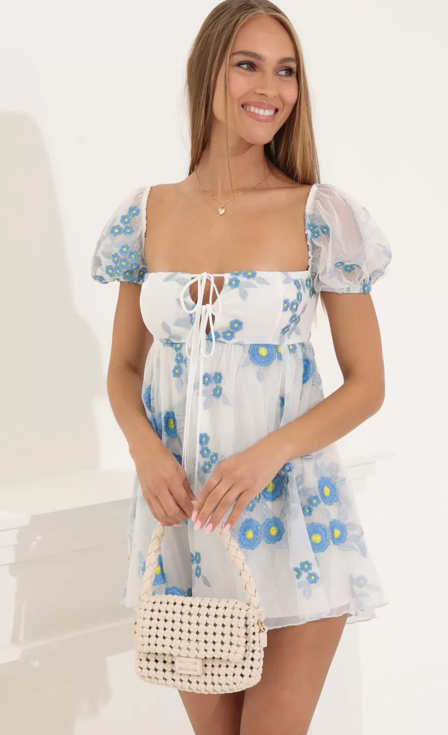 Baby Doll Dress In White Floral^LUCY IN THE SKY Online