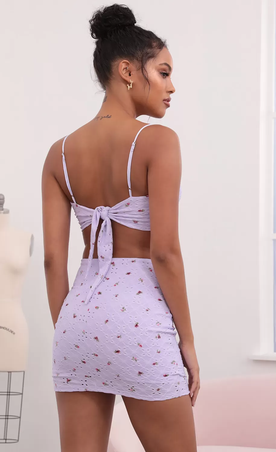 Back Tie Crop Top Set In Lilac Floral Eyelet^LUCY IN THE SKY Sale