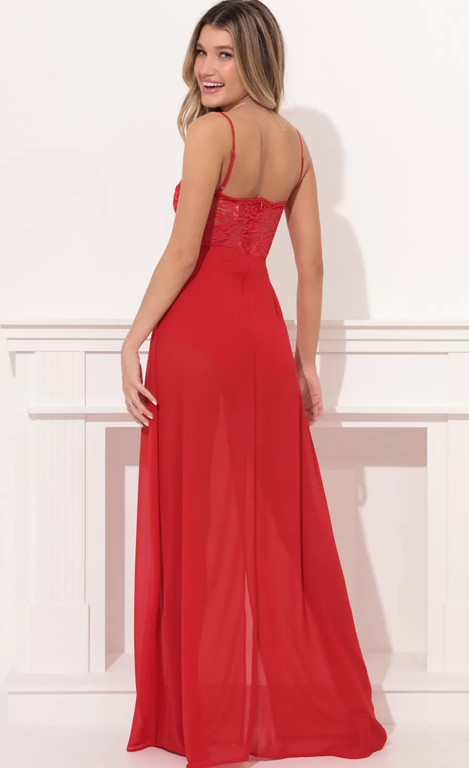 Cutout Maxi Dress In Red Lace^LUCY IN THE SKY Flash Sale