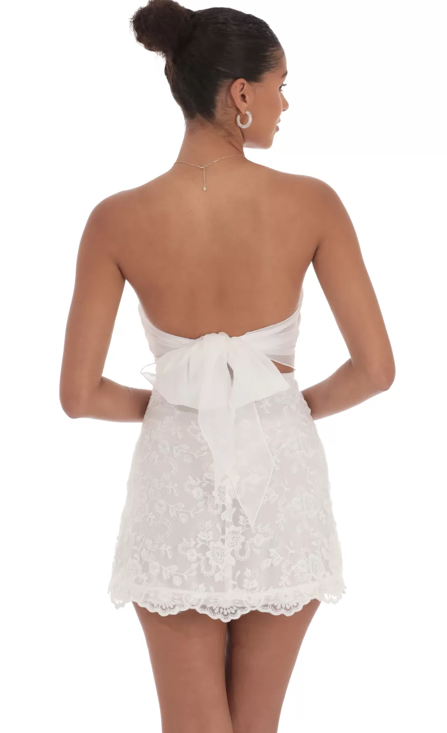 Embroidered Floral Strapless Dress In White^LUCY IN THE SKY Cheap