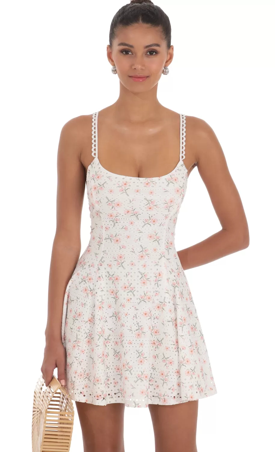 Floral Strap Crossback Fit And Flare Dress In White^LUCY IN THE SKY New