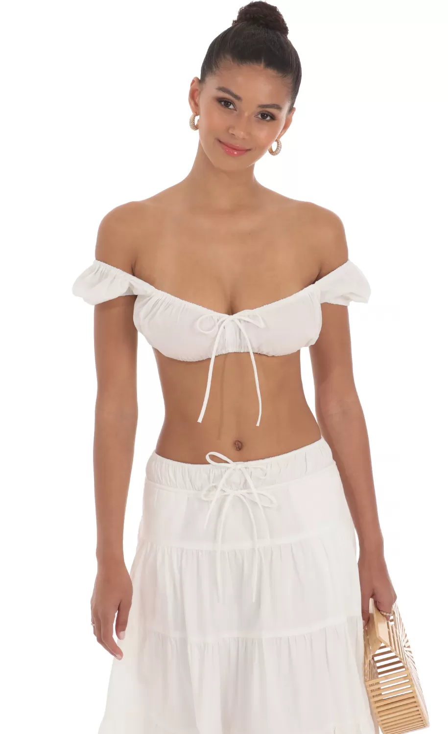 Off Shoulder Crop Top In White^LUCY IN THE SKY Outlet