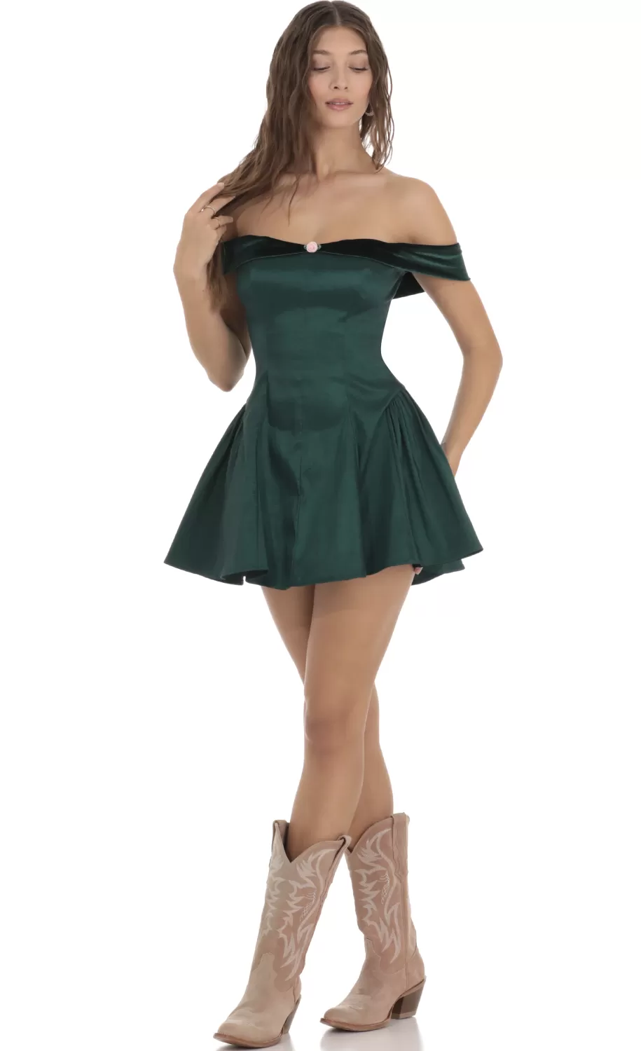 Off Shoulder Velvet Strap A-line Dress In Green^LUCY IN THE SKY Store