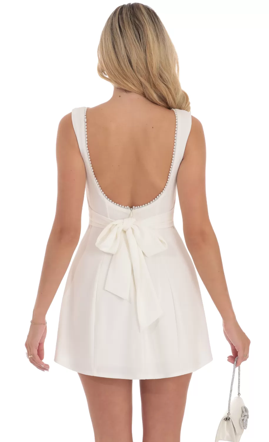 Pearl Open Back A-line Dress In White^LUCY IN THE SKY Fashion