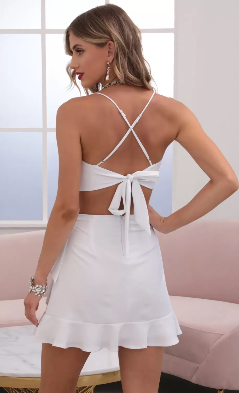 Ruffle Tie Set In White^LUCY IN THE SKY Best