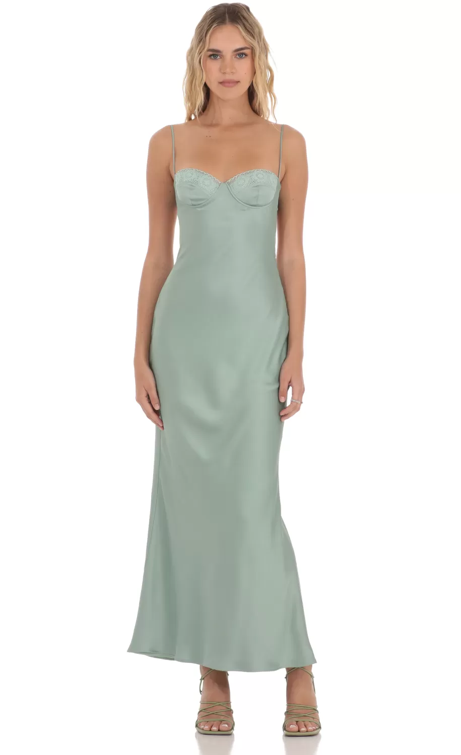 Satin Sweetheart Neck Maxi Dress In Sage Green^LUCY IN THE SKY Best